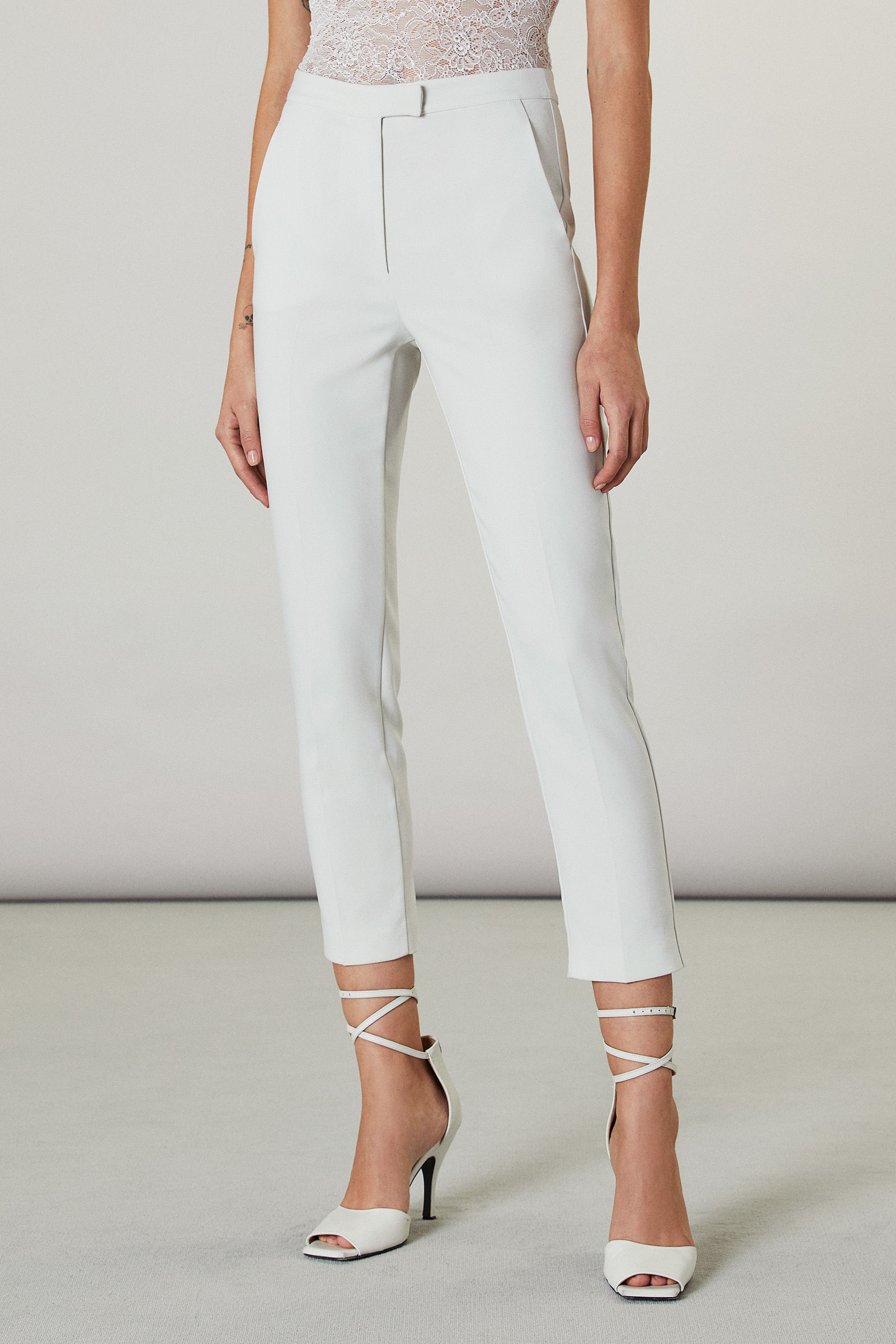 ESSENTIAL” cigarette pants | Patrizia Pepe