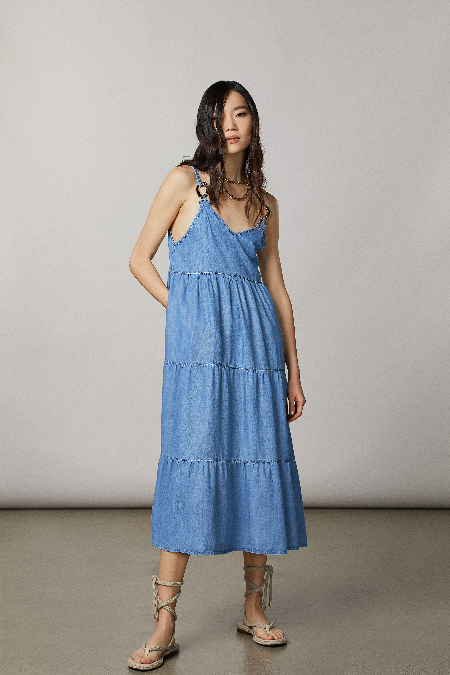 Abito denim tencel scollo a V