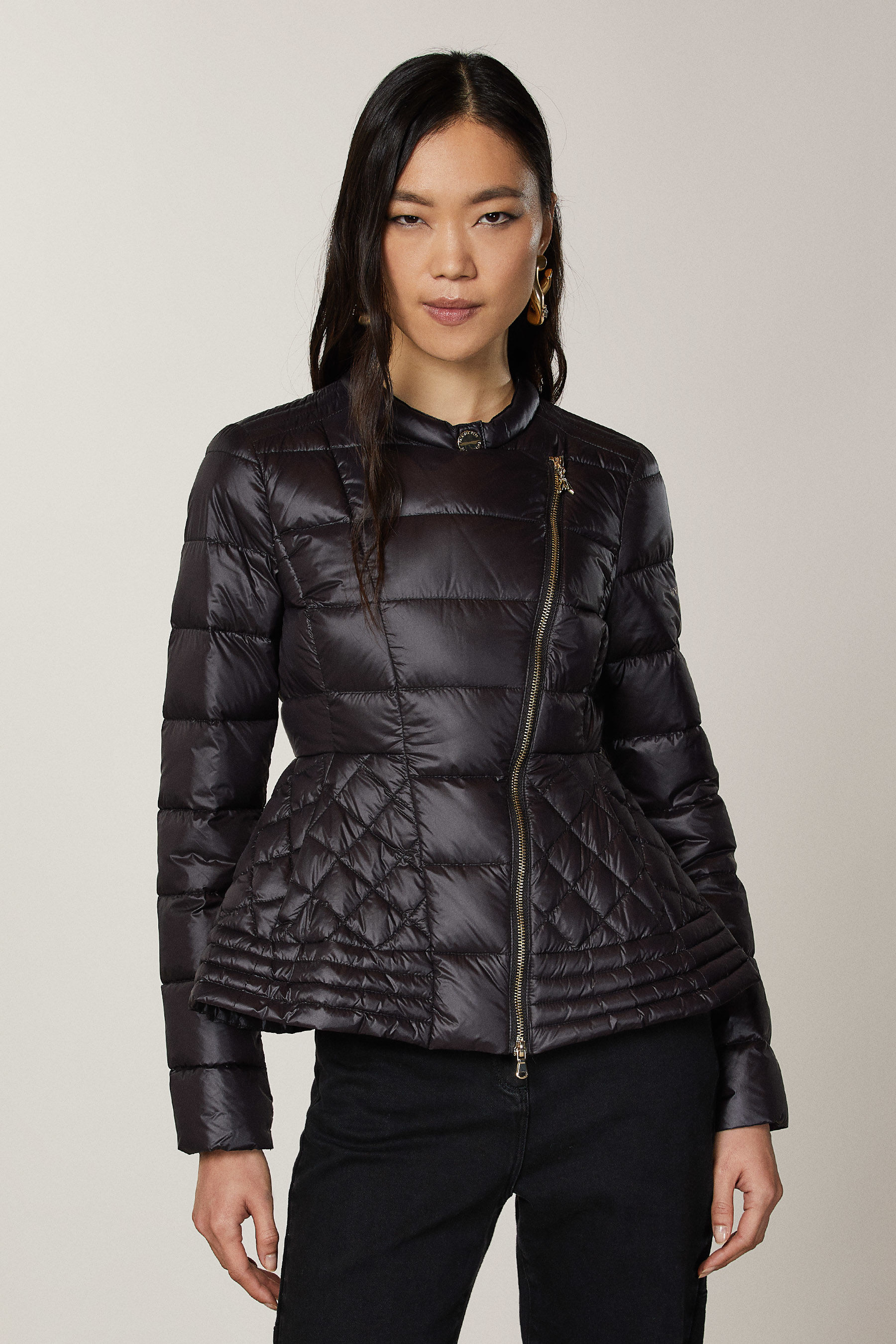 Black Ultra lightweight natural down 