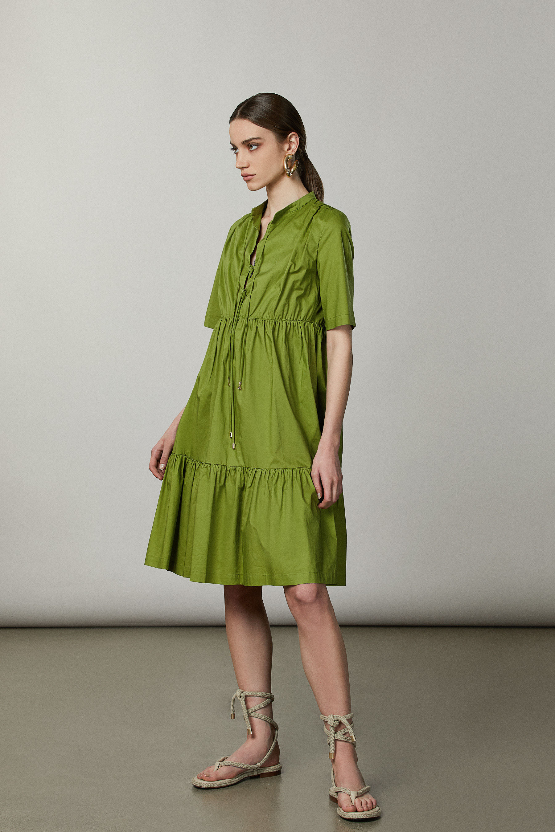 Abito midi svasato collo coreana