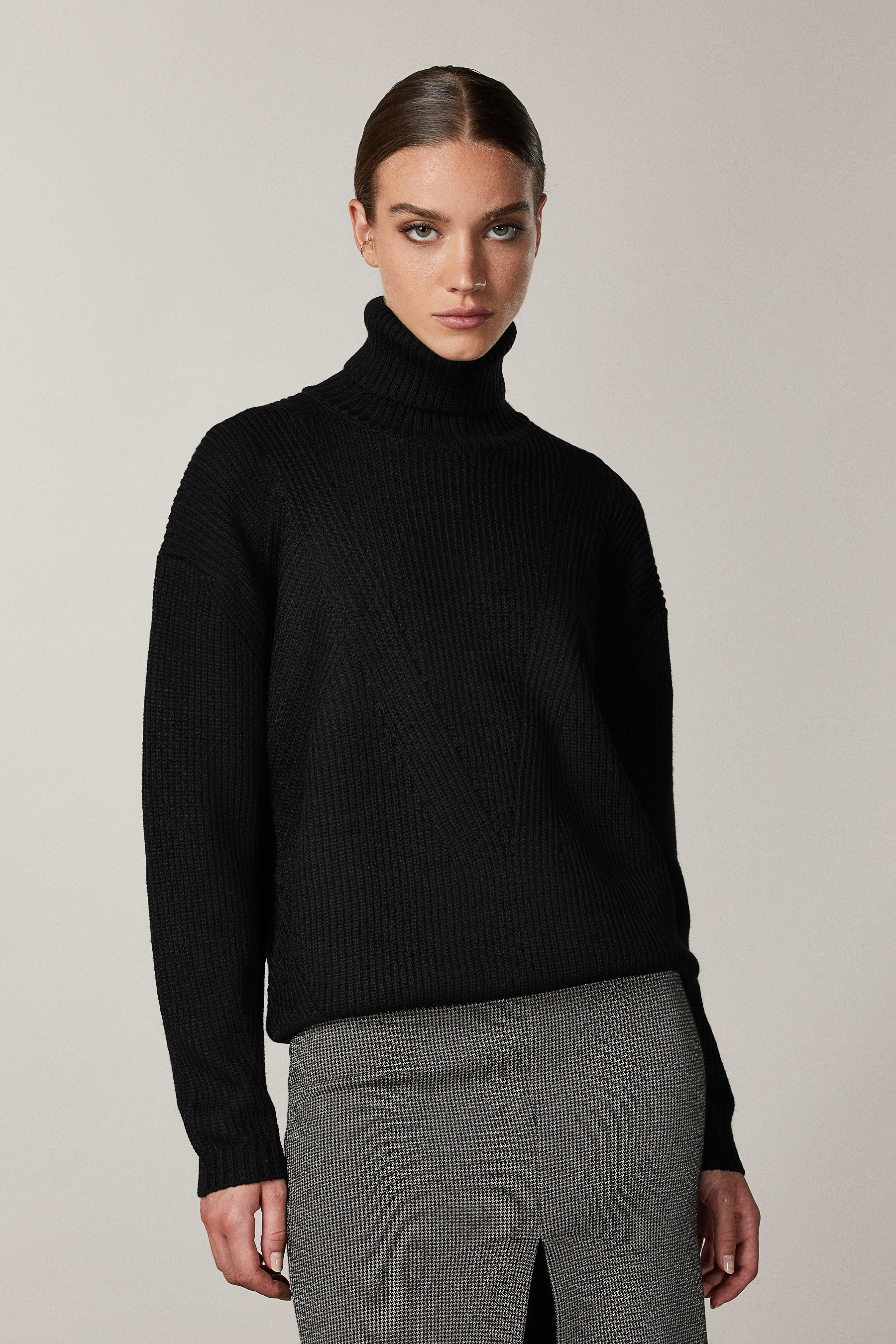 Black High neck sweater | Patrizia Pepe