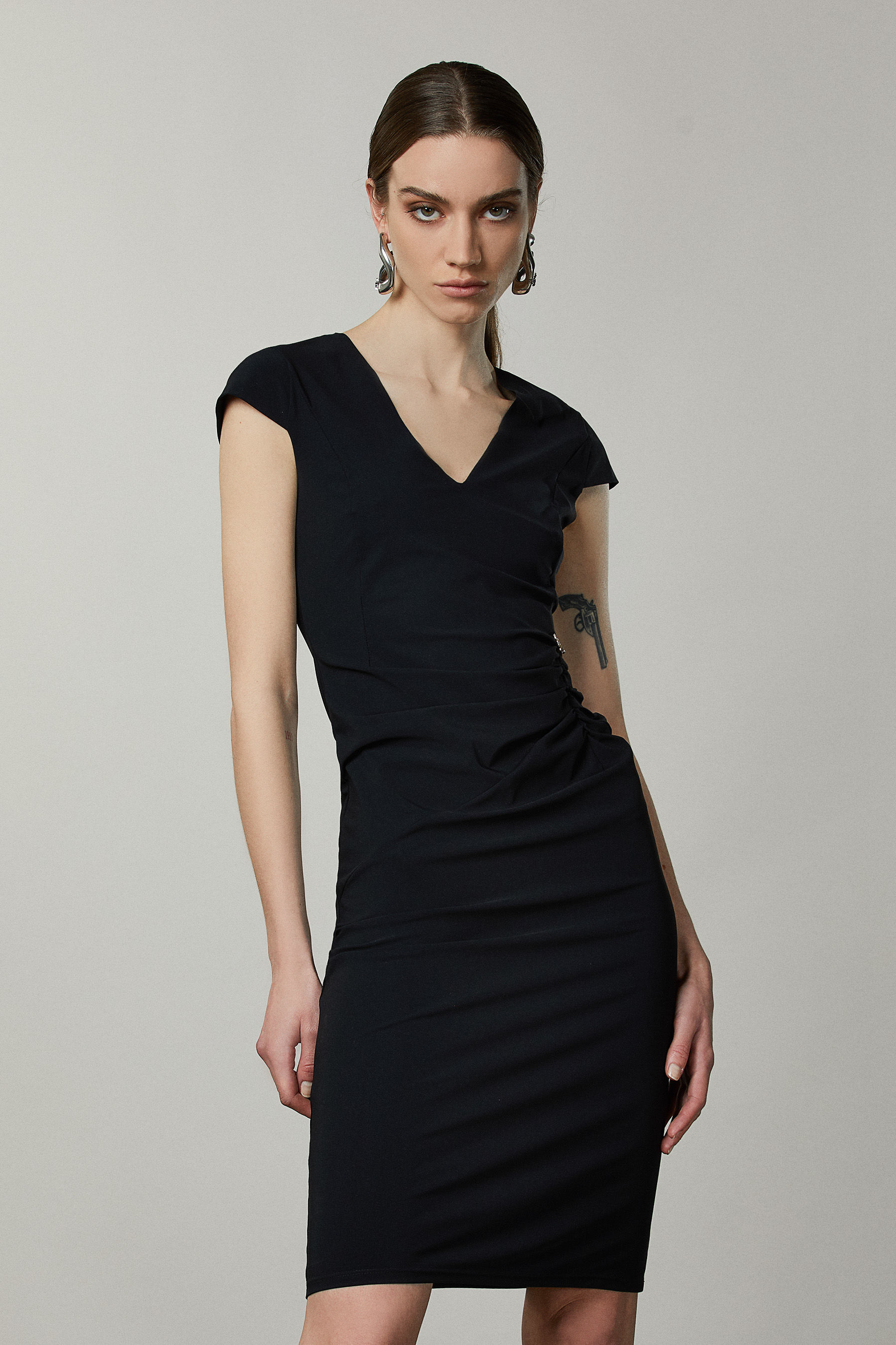 Black ESSENTIAL stretch jersey dress 
