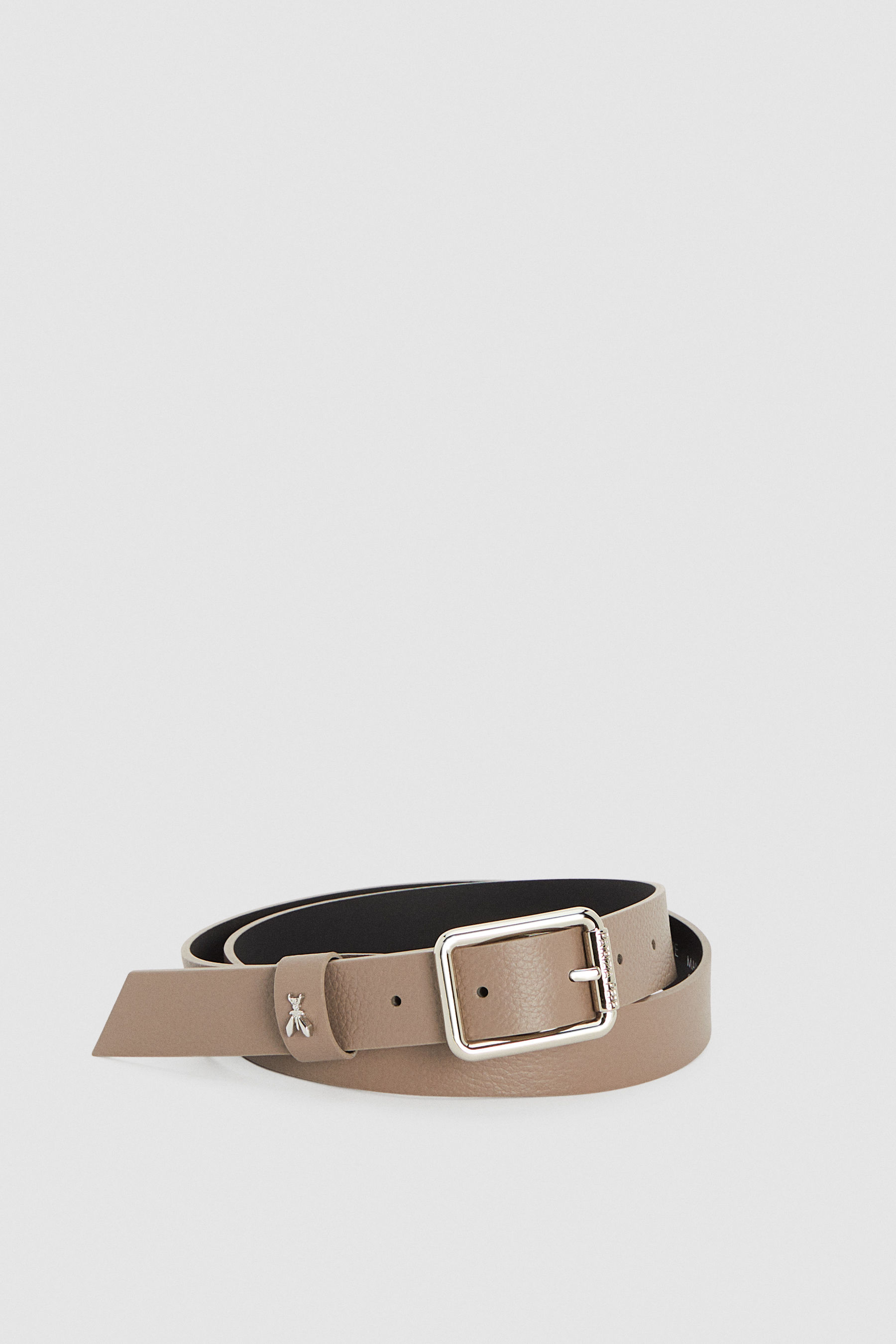 Hammered leather low-waist belt 