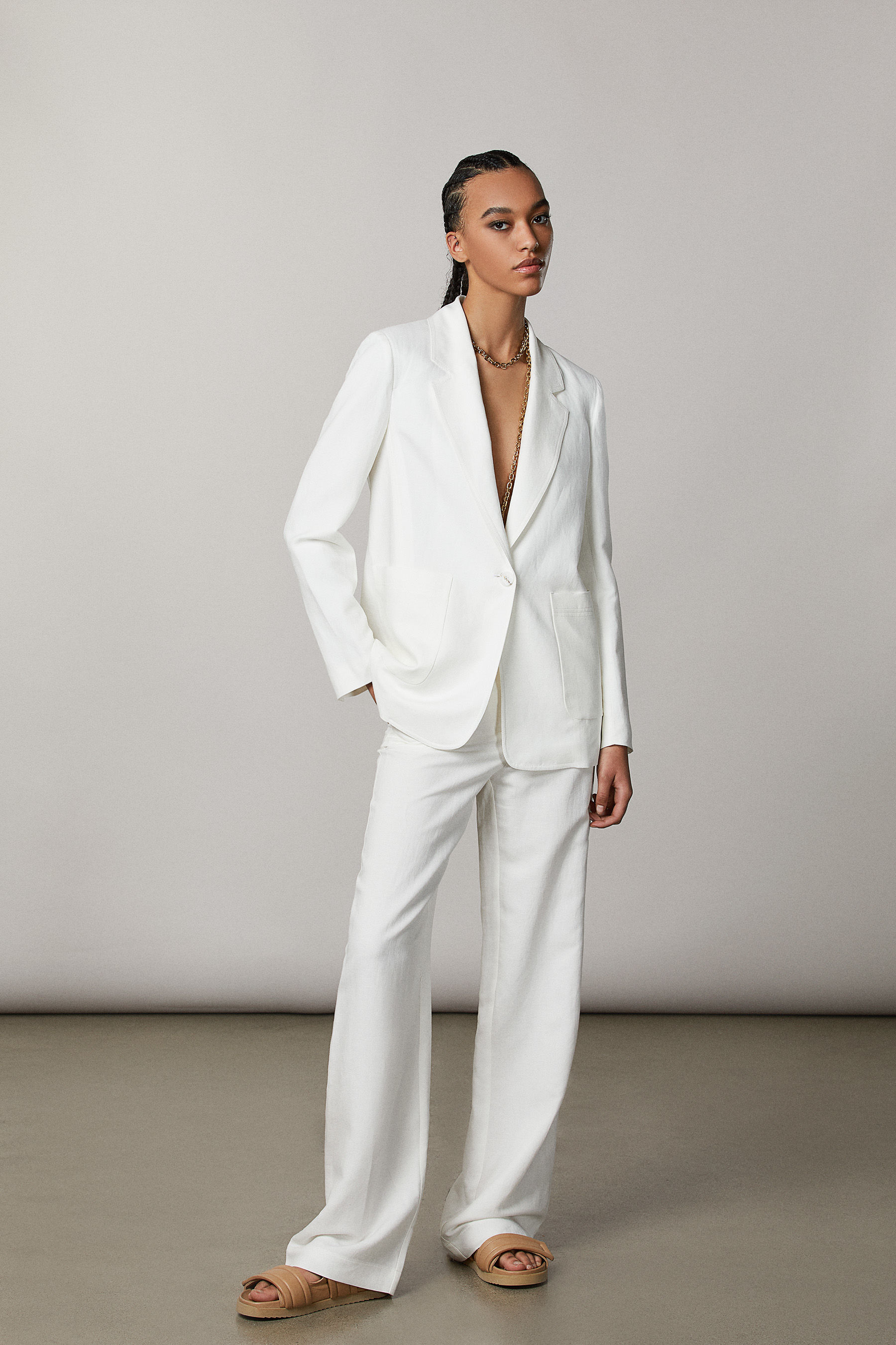 White One button boyfriend jacket 