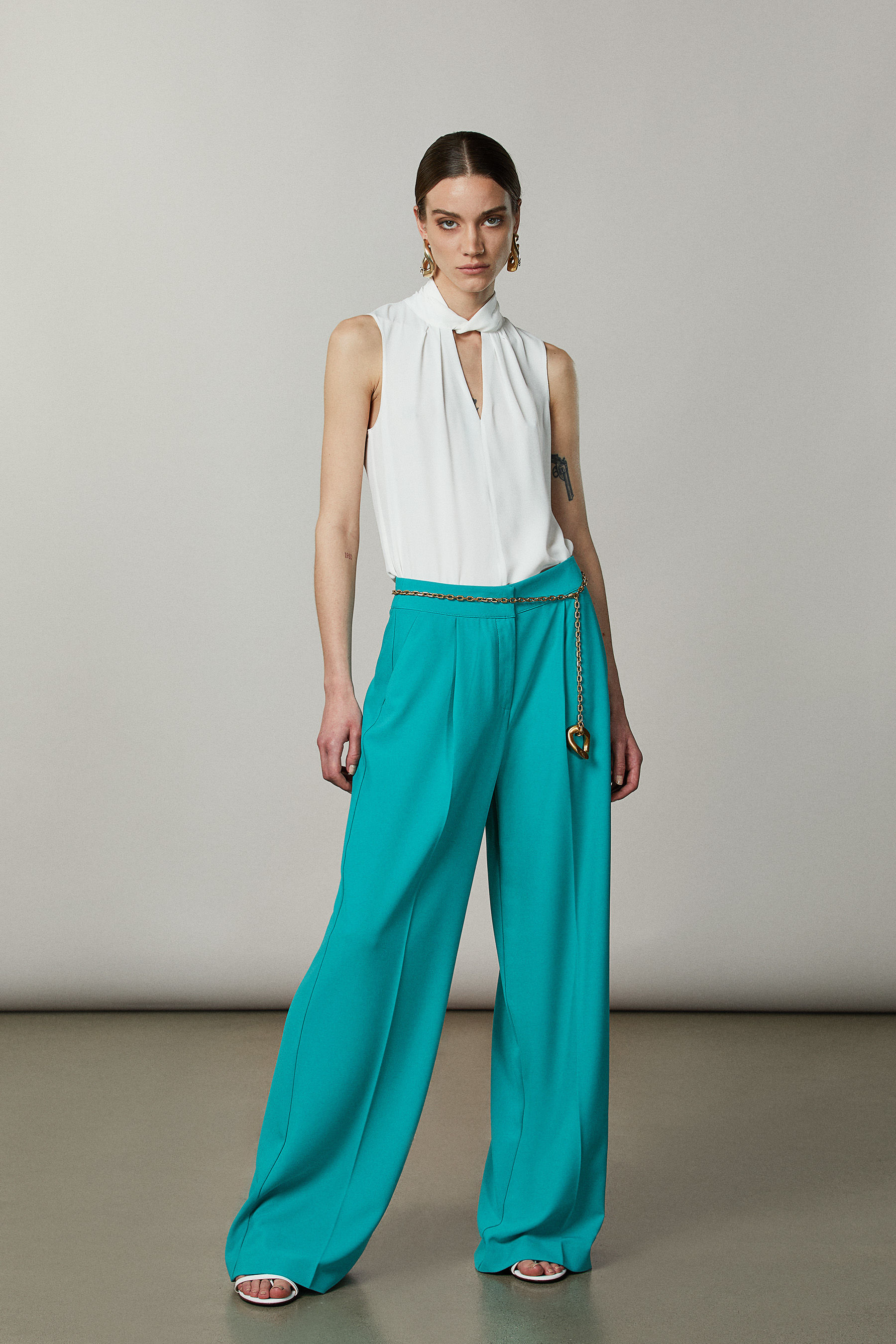 Pantaloni palazzo in sablè crepe