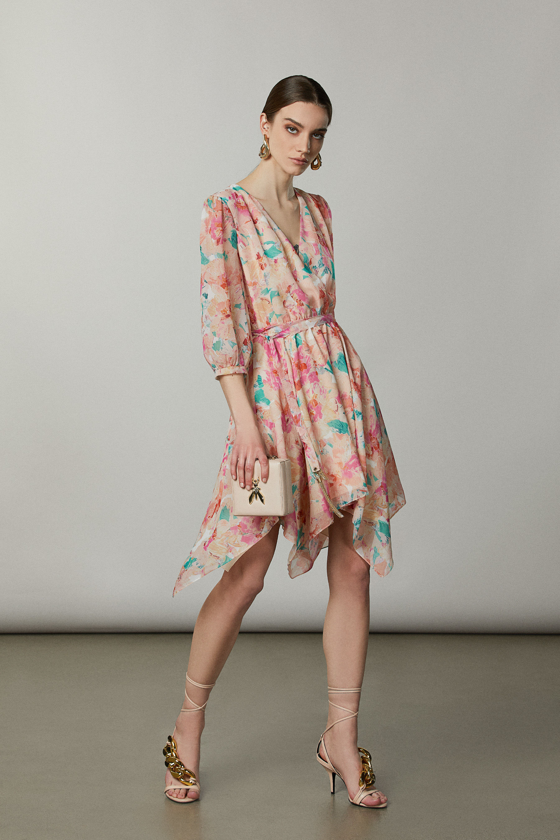 Abito asimmetrico stampa