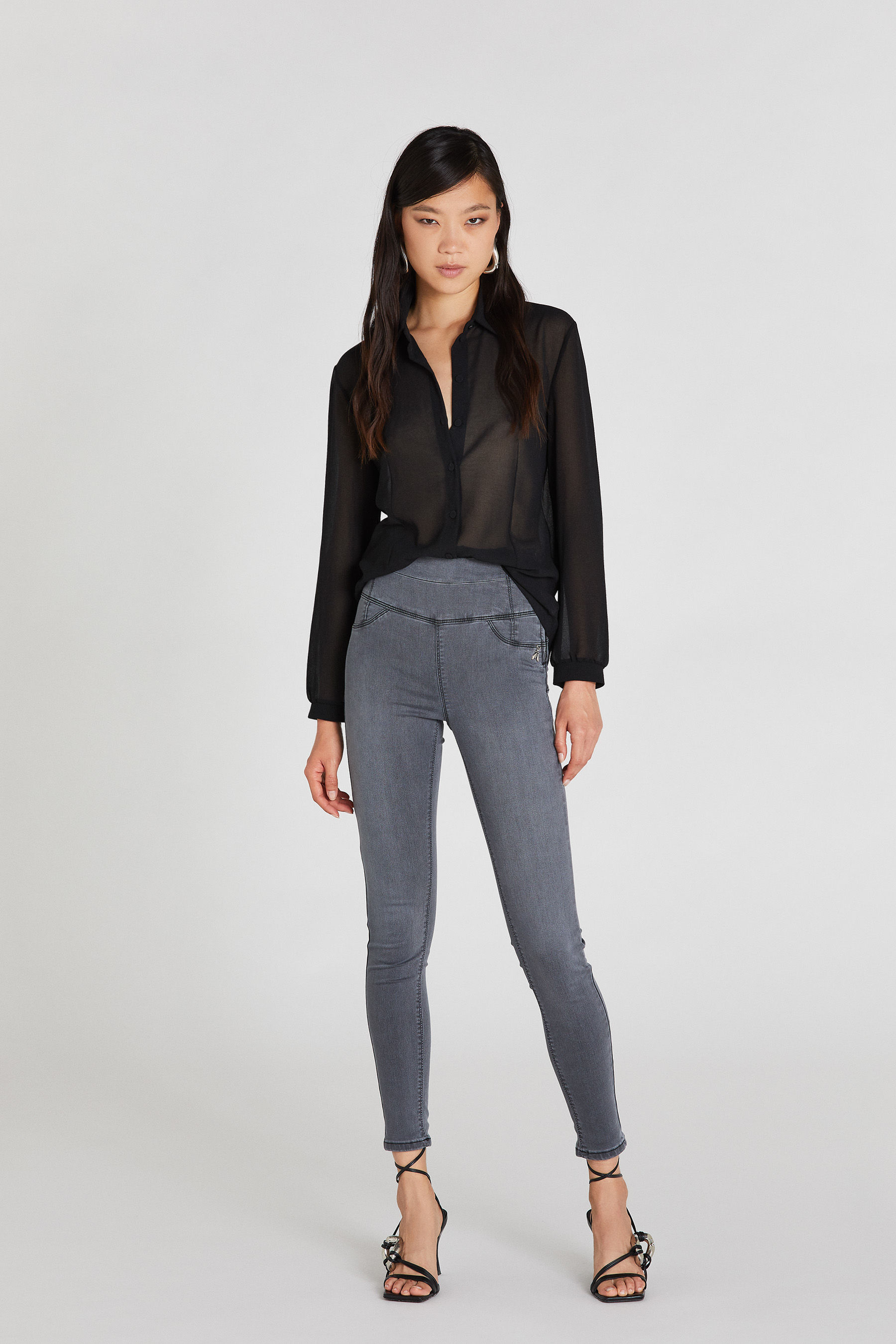 Pantalone jegging denim