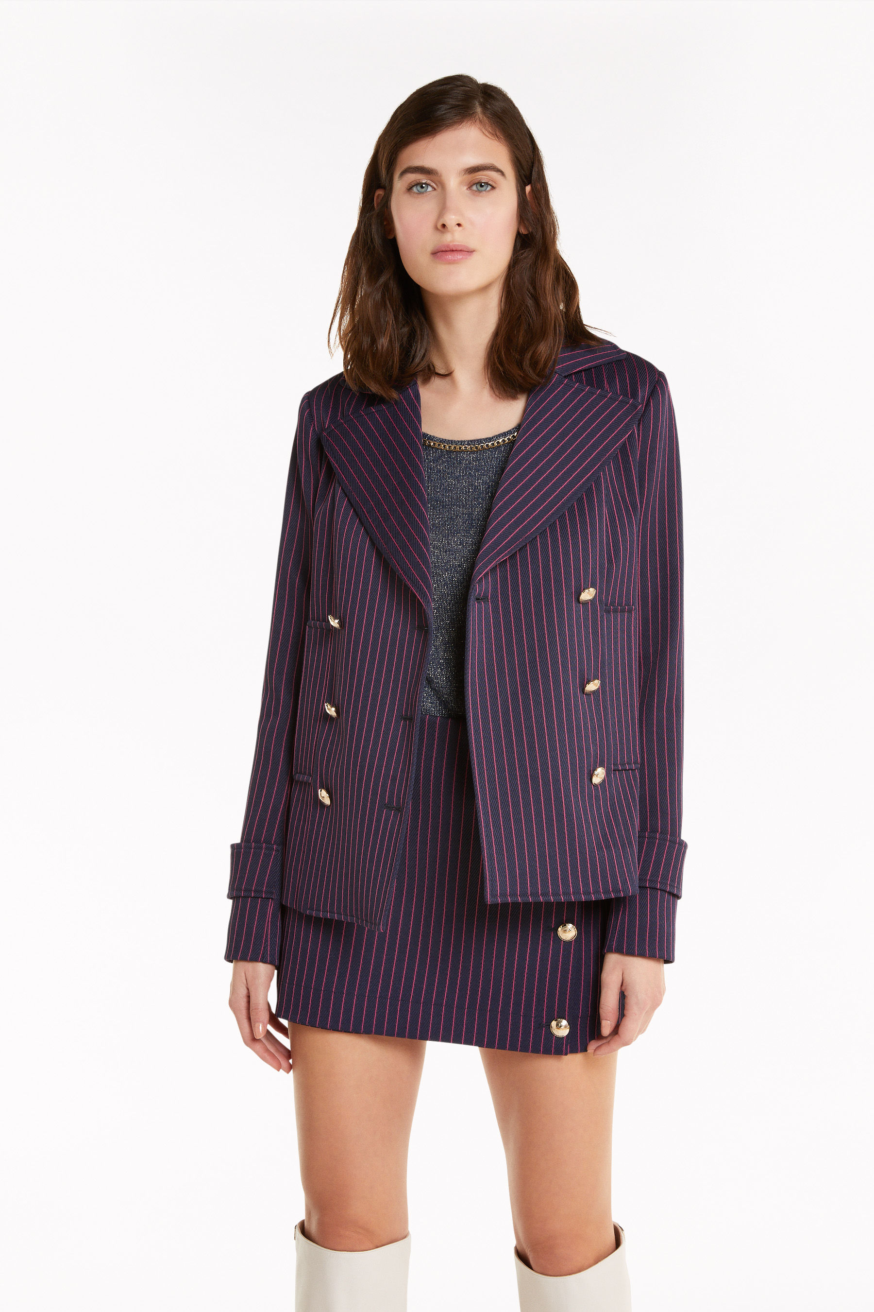 Double-breasted short pea coat