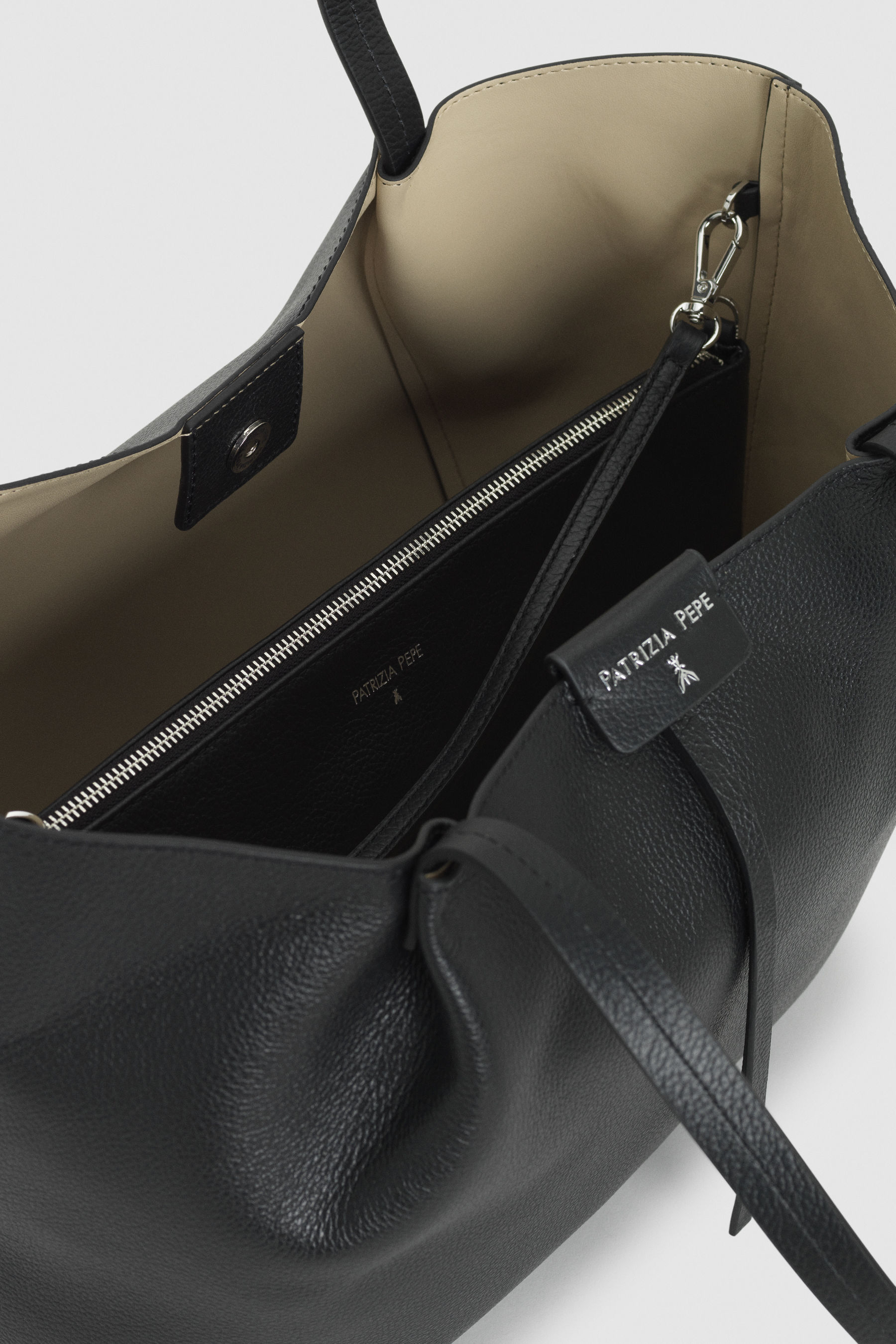 Black Large Pepe City shopping bag | Patrizia Pepe