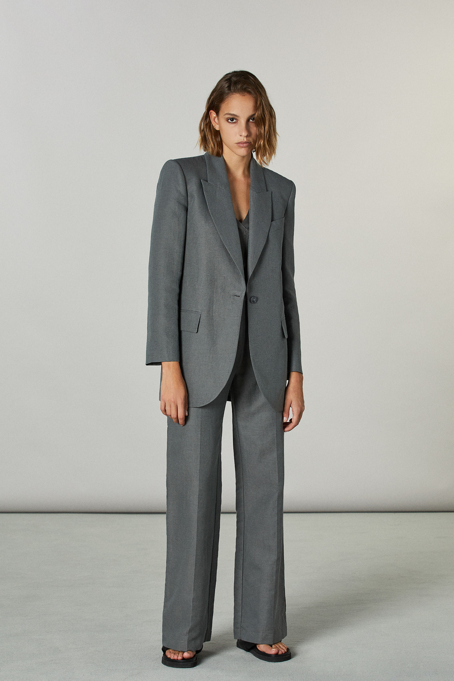 Pantaloni taglio dritto